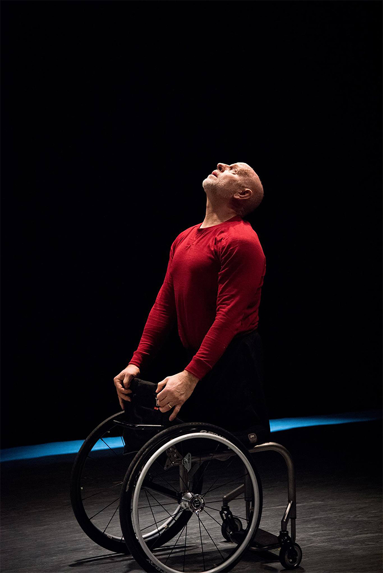 Kris Lenzo performs The Journeyman, a piece created with choreographer Sarah Cullen Fuller, during his 3Arts Residency Fellowship in 2017. Credit: Sarah Cullen Fuller